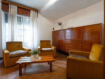 PH EN VENTA EN VILLA ADELINA CON PATIO Y PARRILLA