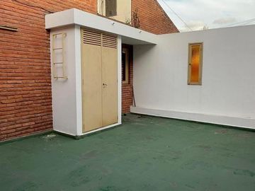 VENTA CASA 6 AMBIENTES VILLA SARMIENTO ACEPTA PERM