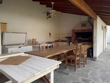 VENTA CASA 6 AMBIENTES VILLA SARMIENTO ACEPTA PERM