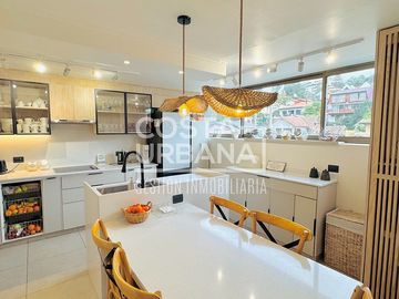Costa Urbana| vende amplio y moderno departamento