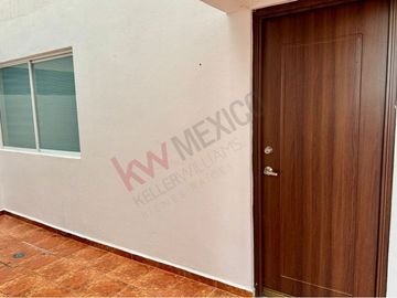 Propiedad en VENTA - Avenida Benito Juárez, Zona Industrial, 78395 San Luis Potosí, SLP, México