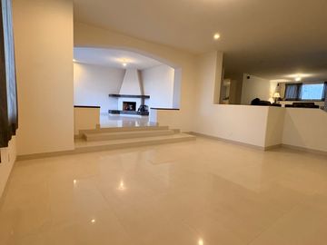 GRAN PROPIEDAD A EXCELENTE PRECIO