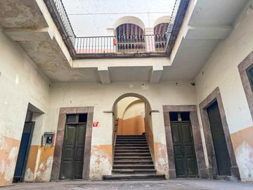 EDIFICIO EN VENTA CON USO COMERCIAL EN CENTRO HISTÓRICO