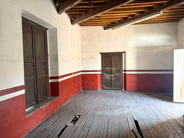 EDIFICIO EN VENTA CON USO COMERCIAL EN CENTRO HISTÓRICO
