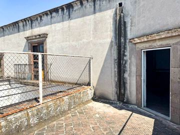 EDIFICIO EN VENTA CON USO COMERCIAL EN CENTRO HISTÓRICO