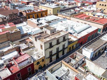 EDIFICIO EN VENTA CON USO COMERCIAL EN CENTRO HISTÓRICO