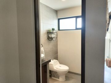 Departamento prototipo uno, 96.97 M2, 2 recamaras, 2.5 baños y terraza