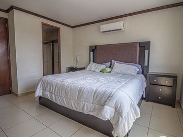 🏡✨ Departamento amueblado en venta a una cuadra del Parque Tangamanga ✨🌳