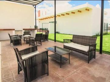 CASA EN VENTA DE UNA PLANTA VILLA DE POZOS