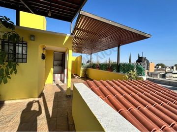 Casa en Venta en Privada Arboledas de Jacarandas, en San Luis Potosí, casa con roof garden