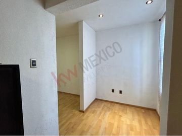 Casa en Venta en Privada Arboledas de Jacarandas, en San Luis Potosí, casa con roof garden