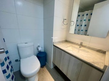 Departamento en venta c/ estacionamiento en Vicente Valdés
