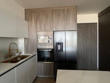 DEPARTAMENTO AMUEBLADO TORRE LIVO