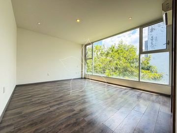 RESIDENCIA EN VENTA UBICADO EN MITICA, ZONA REAL, ZAPOPAN, JAL.