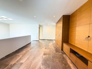 RESIDENCIA EN VENTA UBICADO EN MITICA, ZONA REAL, ZAPOPAN, JAL.