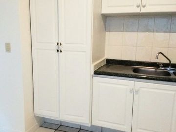 RESIDENCIA EN RENTA EN JARDINES DEL COUNTRY GUADALAJARA EXCELENTE UBICACION
