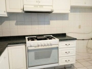 RESIDENCIA EN RENTA EN JARDINES DEL COUNTRY GUADALAJARA EXCELENTE UBICACION