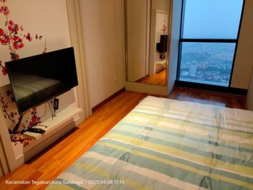 Apartemen The Peak Tunjungan Plaza