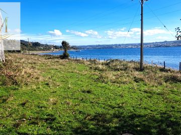 Se vende 12,47 Hectáreas orilla de playa vista al Canal Dalcahue Isla Quinchao Chiloé