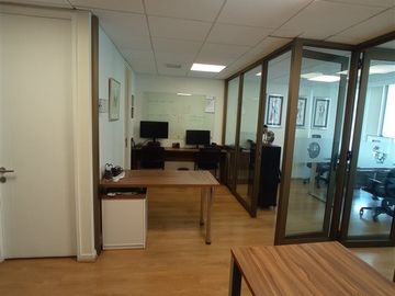 Oficina en Arriendo en Avenida las condes - Camino San Francisco de Asís