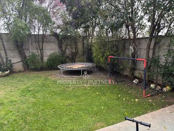 Gran casa en exclusivo barrio