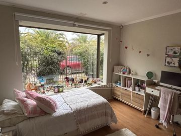 Gran casa en exclusivo barrio
