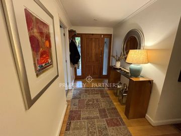 Gran casa en exclusivo barrio