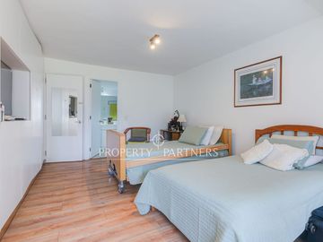 Remodelado departamento con acceso a Vespucio Oriente y metro Colón