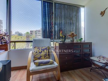 Remodelado departamento con acceso a Vespucio Oriente y metro Colón
