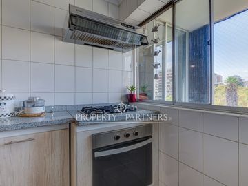 Remodelado departamento con acceso a Vespucio Oriente y metro Colón