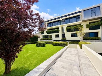 Departamento en Venta con Terraza y Amenidades en Ampliación Alpes