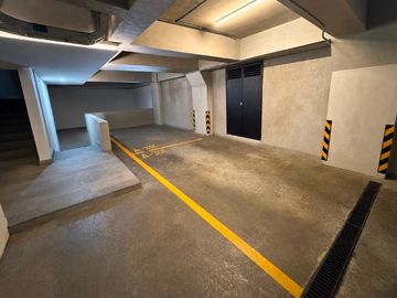 Departamento en Venta con Terraza y Amenidades en Ampliación Alpes