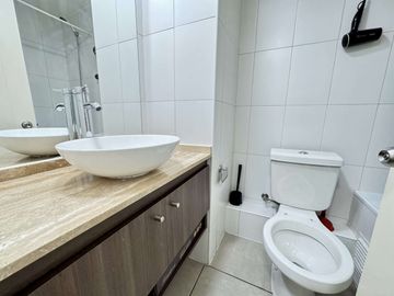 Impecable como nuevo, super conectado