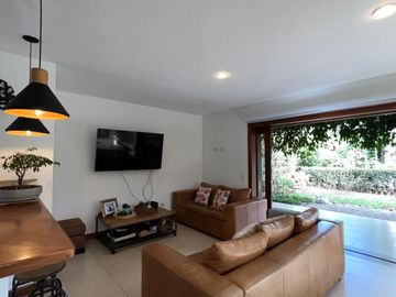 Casa campestre unidad cerrada en el Retiro.