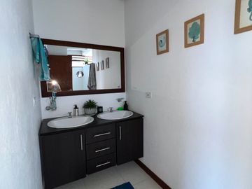Casa campestre unidad cerrada en el Retiro.