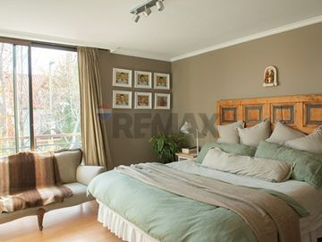 Casa Remodelada en San Carlos de Apoquindo