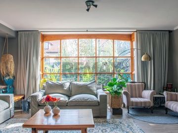 Casa Remodelada en San Carlos de Apoquindo