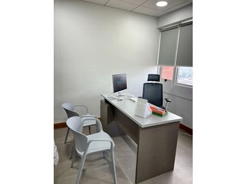SE VENDE OFICINA CONSULTA MEDICA