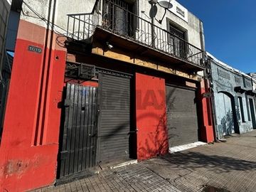 Local Comercial en Irarrázaval, junto a Metro