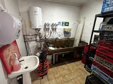 Local Comercial en Irarrázaval, junto a Metro