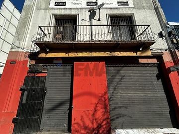 Local Comercial en Irarrázaval, junto a Metro
