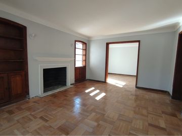 Arriendo de Casa Comercial, Escuela Militar