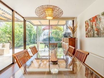 Lo Barnechea / 170 mts2. útil / 382 mts2, terreno