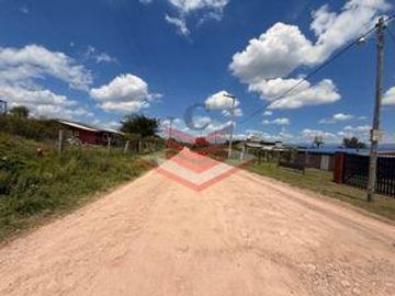 CASA EN VENTA EN BIALET MASSE MAS LOCALES COMERCIALES  CERCA RIO