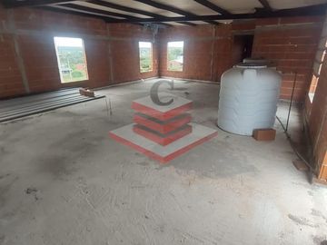CASA EN VENTA EN BIALET MASSE MAS LOCALES COMERCIALES  CERCA RIO