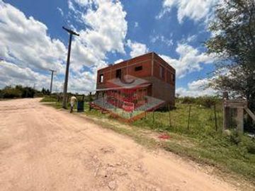 CASA EN VENTA EN BIALET MASSE MAS LOCALES COMERCIALES  CERCA RIO