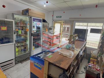 CASA EN VENTA EN BIALET MASSE MAS LOCALES COMERCIALES  CERCA RIO