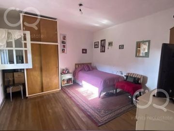 VENTA - Casa a Refaccionar - OPORTUNIDAD ! IDEAL 2/3 FAMILIAS