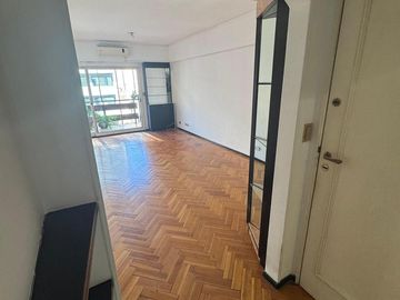 Venta Departamento 4 Ambientes en Flores con Renta