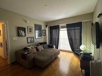 Dúplex de 6 ambientes en VENTA sobre libertador con balcon aterrazado.